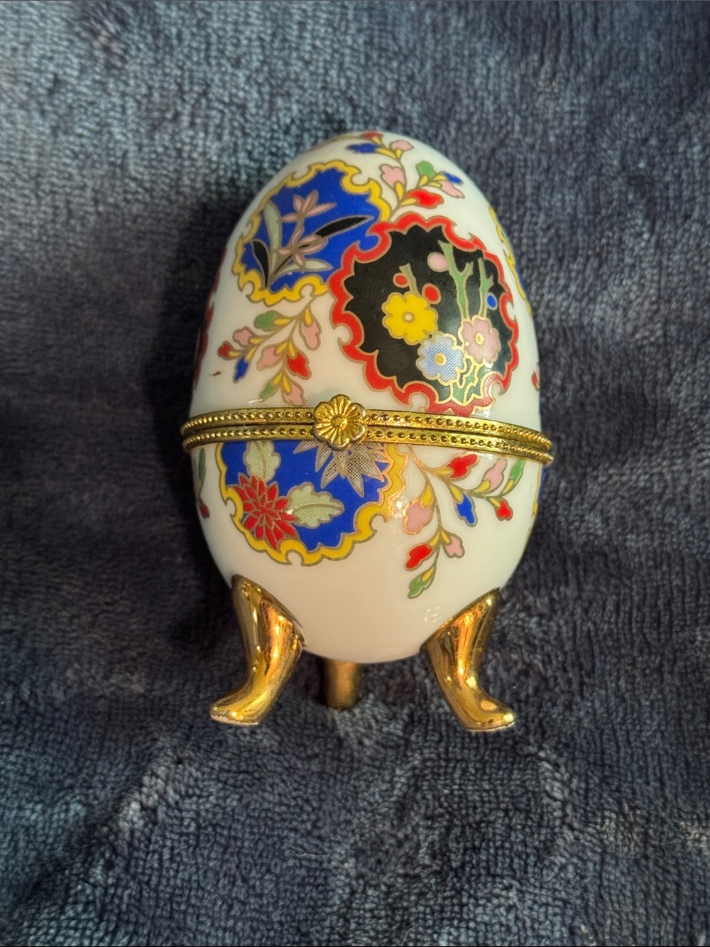 Decorative White Floral Enamel Egg Trinket Box with Gold Accents